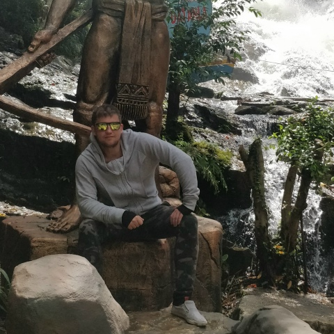 Слава Ковалев